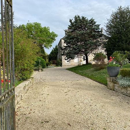 Domaine De La Perthuiserie Saint-Porchaire Εξωτερικό φωτογραφία