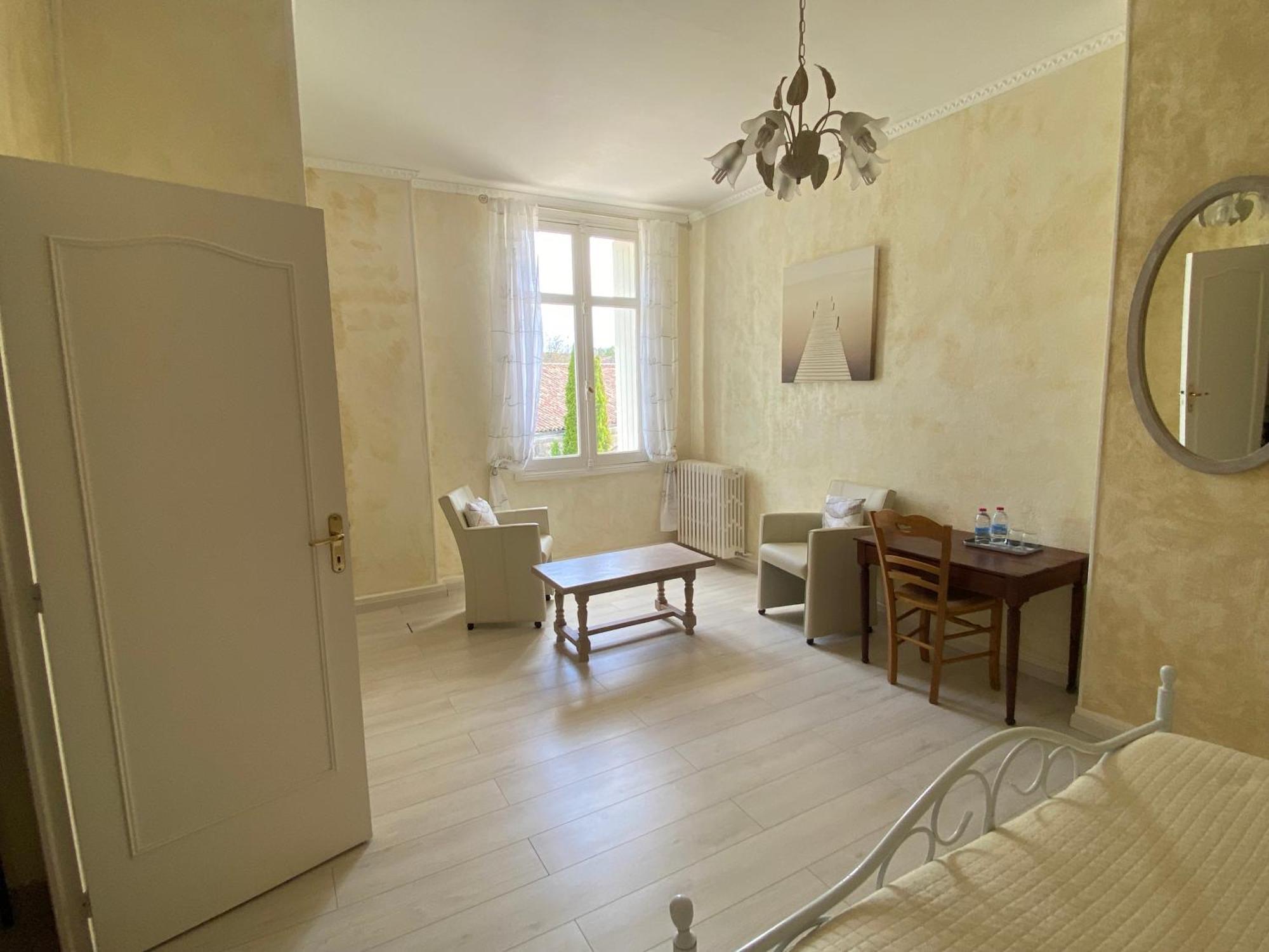 Domaine De La Perthuiserie Saint-Porchaire Εξωτερικό φωτογραφία