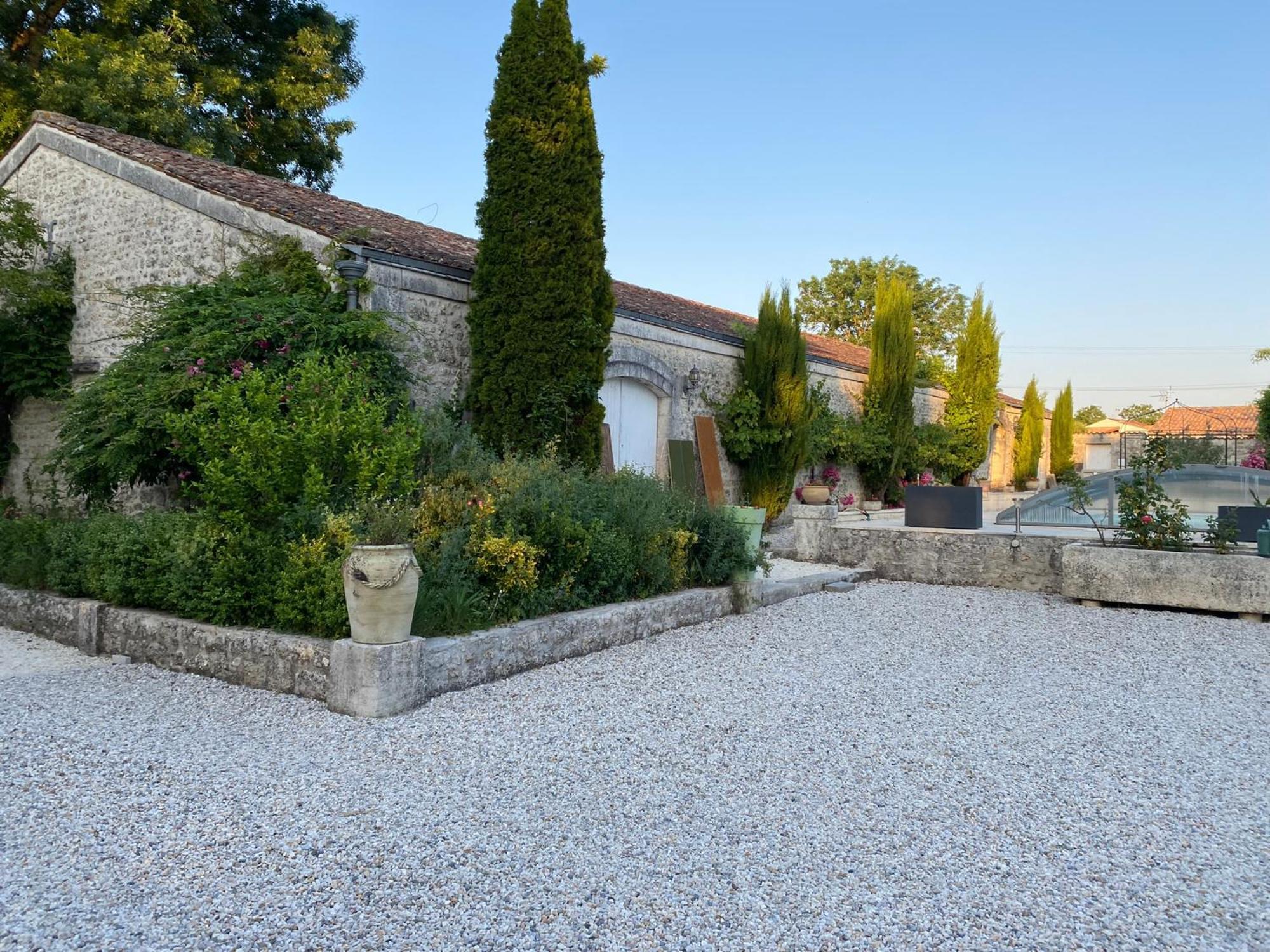 Domaine De La Perthuiserie Saint-Porchaire Εξωτερικό φωτογραφία